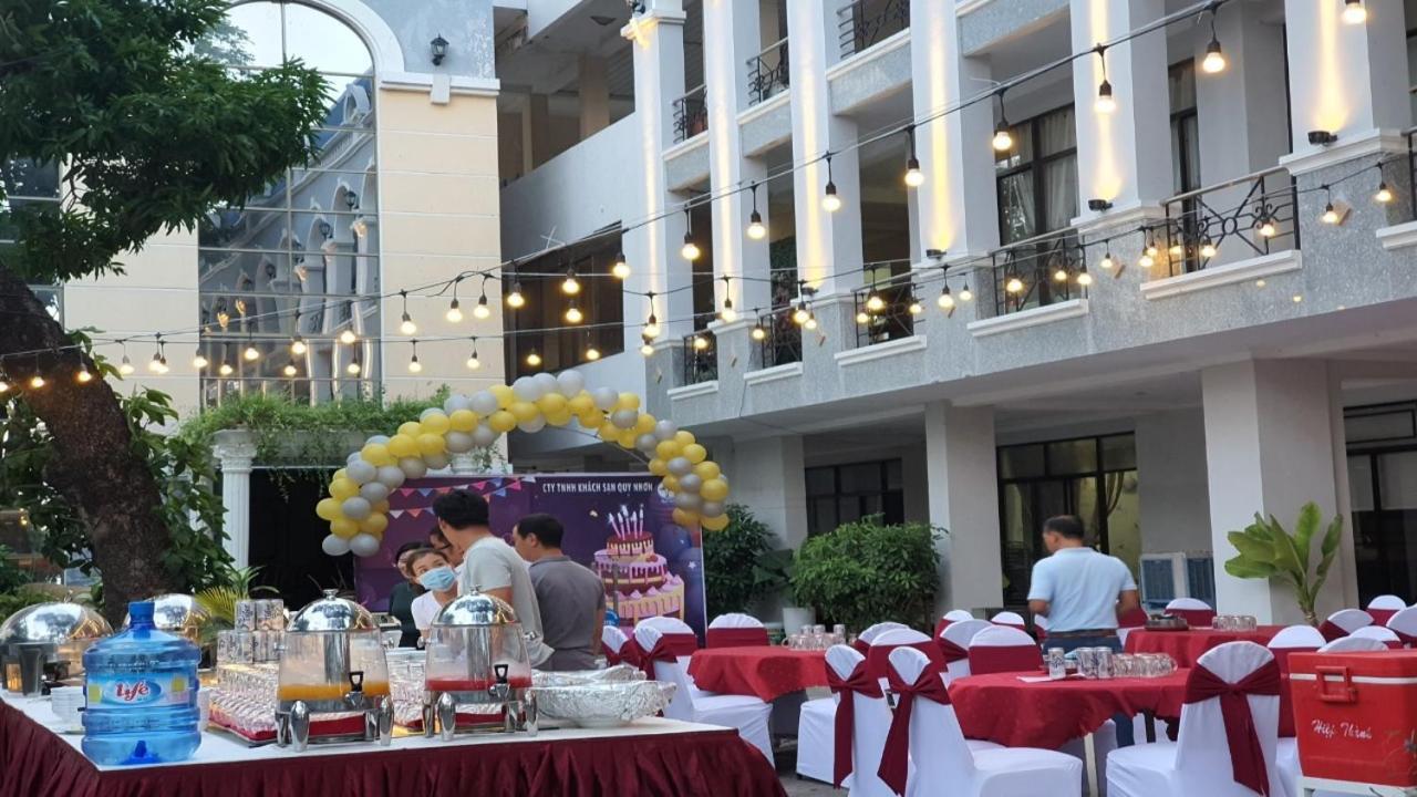โรงแรมคุย งอน กวีเญิน ภายนอก รูปภาพ